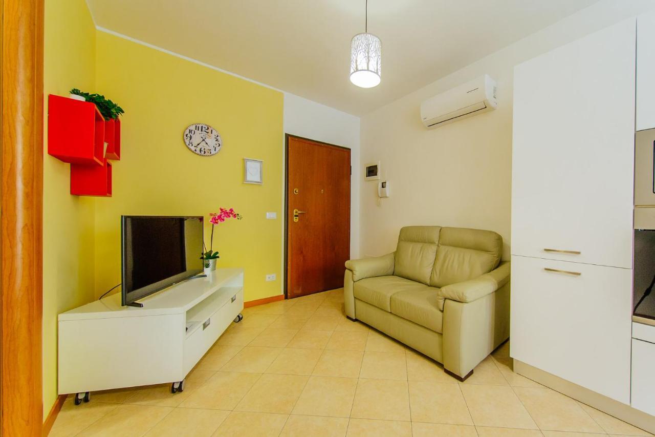 Welc-Om Sofia Apartment ปาโดวา ภายนอก รูปภาพ