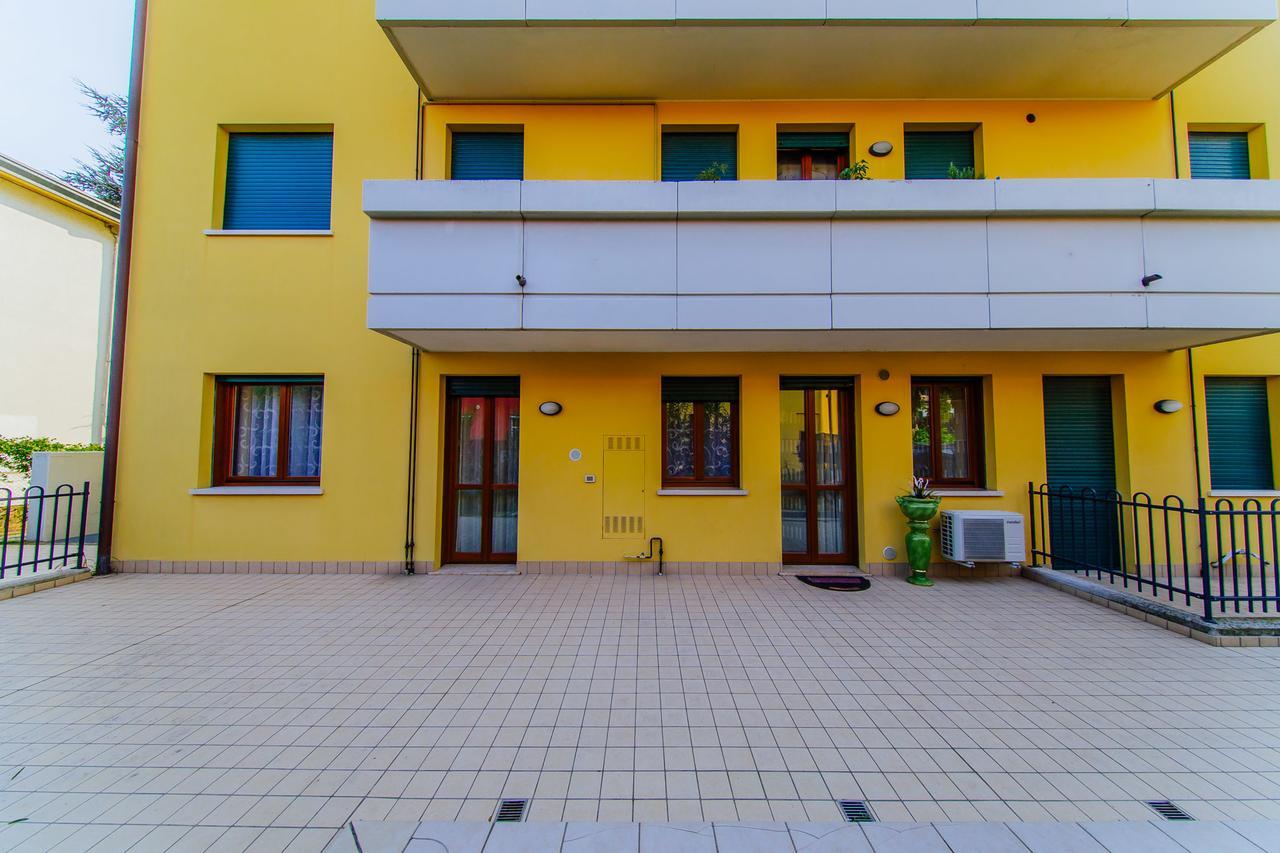 Welc-Om Sofia Apartment ปาโดวา ภายนอก รูปภาพ